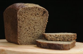 Pâinea neagră - Peste 20% din produse au peste 6 E-uri și conțin cantități maxime de zahăr de până la 5,4g/100g !