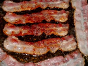 Câte E-uri găsim în bacon? 