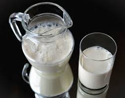 Peste 700 de operatori economici, din domeniul lapte și produse lactate, verificați de ANPC, în întreaga țară