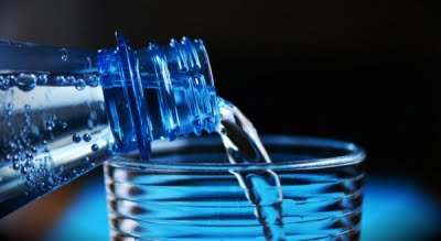 Sfaturi pentru consumatori la achiziția de băuturi răcoritoare și ape minerale