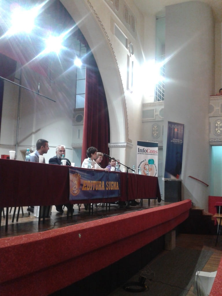 InfoCons a premiat castigatorii Concursului International de Matematica Aplicata Cangurul - editia 2012 - 2013 InfoCons - Protectia Consumatorilor - Protectia Consumatorului - InfoCons a premiat castigatorii Concursului International de Matematica Aplicata Cangurul - editia 2012 - 2013