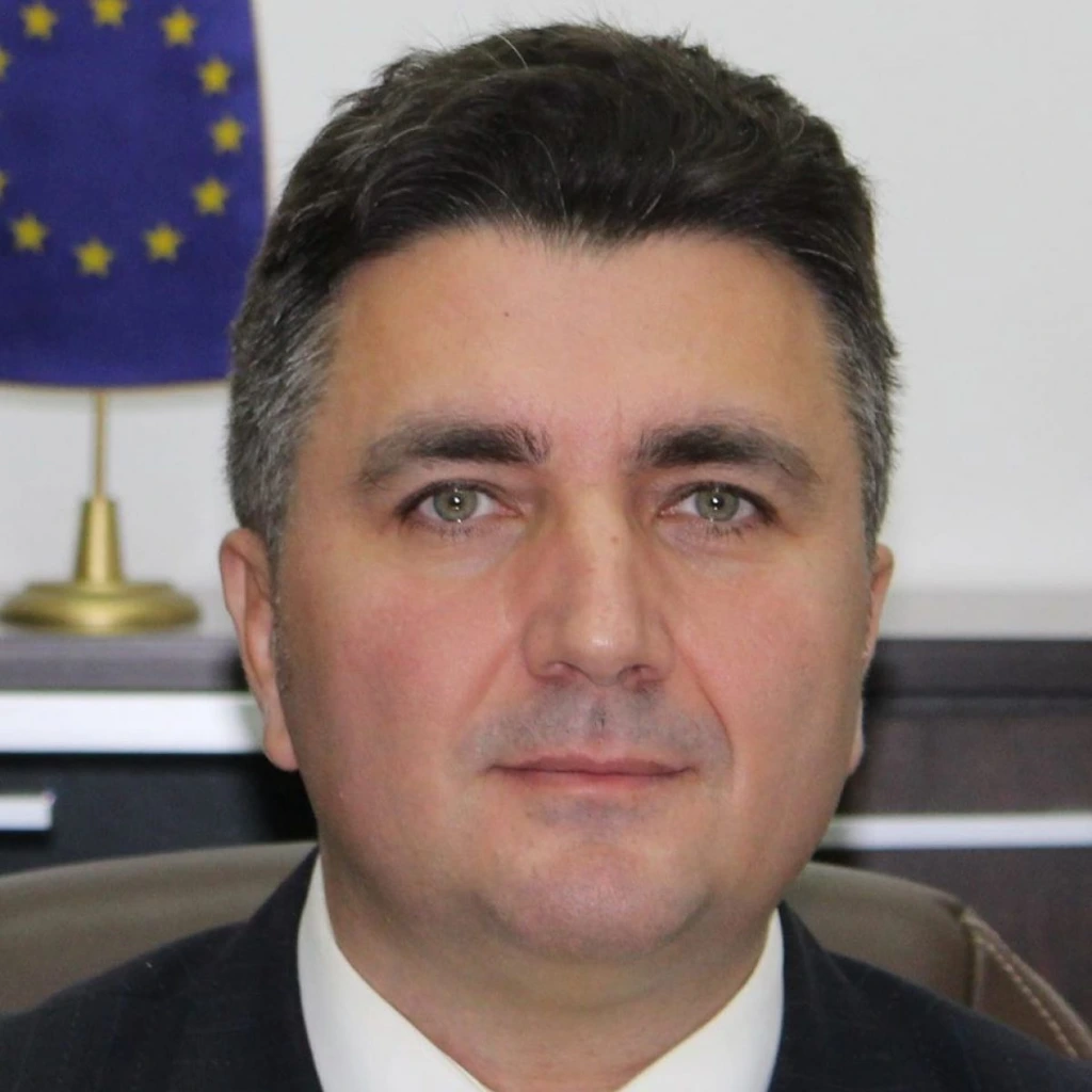 InfoCons Protectia Consumatorului Protectia Consumatorilor ANSVSA Robert Chioveanu