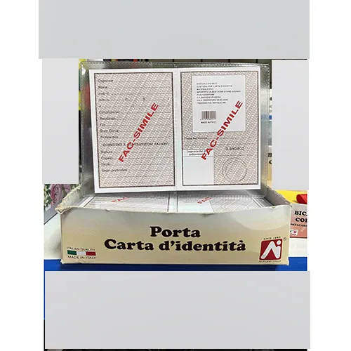 Suport din plastic pentru carduri, fabricat din PVC.