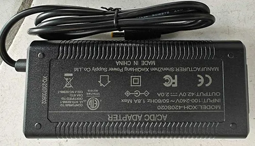 KD EUROPE - Baterie și încărcător