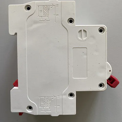 Jenngaoo - Întrerupător de circuit