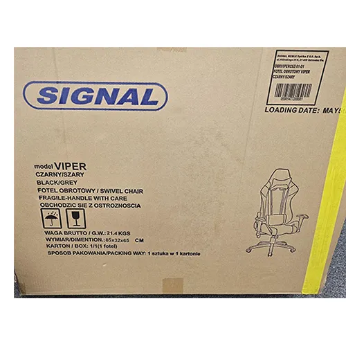 Scaun de birou negru și gri, cu cotiere reglabile și un scaun textil. Cadrul scaunului este realizat din plastic negru combinat cu accesorii cromate. Produs vândut online, în special prin intermediul mojnabytok.sk.