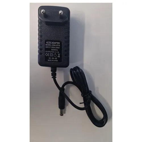 Produsul proiectează lumina sub formă de nebuloase galactice și, de asemenea, sub forma unui cer înstelat pe peretele sau tavanul unei încăperi. Proiectorul este rotund și gri, cu benzi decorative albastre. Produs vândut online, în special prin intermediul MediaMarktMarketplace