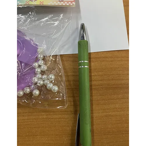 Strângeți jucăria cu margele. Produs vândut online, în special prin TEMU (Identificator unic: 601099857731714).