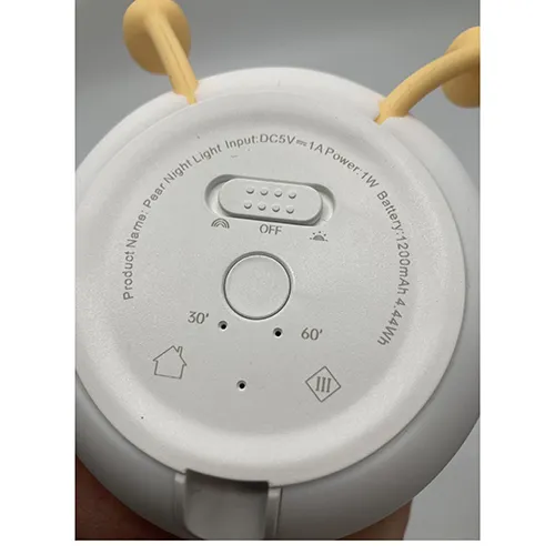 Lampă pentru copii, sub formă de pere. Produs vândut online, în special prin intermediul montessoritoddlers.se.