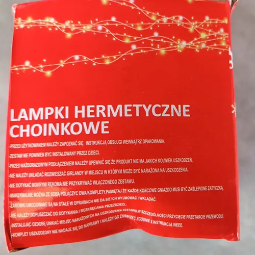 Lanț de iluminat extensibil echipat cu o unitate de comandă cu 8 funcții. Produsul conține 500 de lumini LED și are o lungime de 38m.
