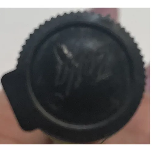 Produs de fumat pe bază de plante, rulat într-o formă de țigară (articulată). 10-OH-HHC Produs vândut online, în special prin intermediul heavenshaze.com