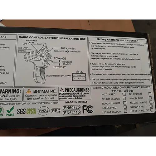 Roșu ruck jucărie radio controlat cu telecomandă. Produs vândut online, în special prin intermediul Amazon.