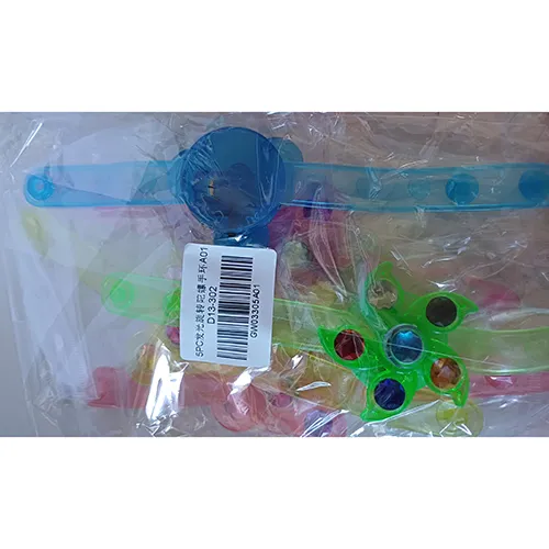 Set de brățări fidget spinner cu lumină LED. Produs vândut online, în special prin intermediul AliExpress (Numărul produsului: 1005007358955818).