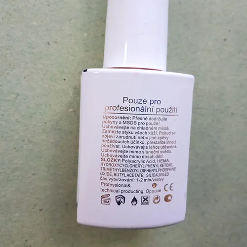 Gel pentru unghii, 15 ml.