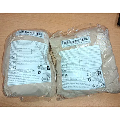 Jucărie moale &icirc;n formă de iepure. Produs v&acirc;ndut online, &icirc;n special prin intermediul Shein (identificator de produs: sl25070305599960557).