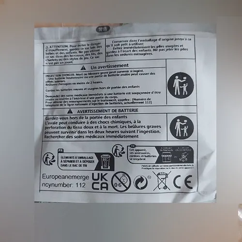 Pachet de cinci baterii cu litiu. Produs v&acirc;ndut online, &icirc;n special prin intermediul Temu.