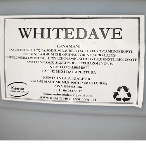 Diferite tipuri de săpunuri lichide pentru m&acirc;ini furnizate &icirc;n canistre vrac de 25 kg.