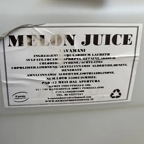 Diferite tipuri de săpunuri lichide pentru m&acirc;ini furnizate &icirc;n canistre vrac de 25 kg.