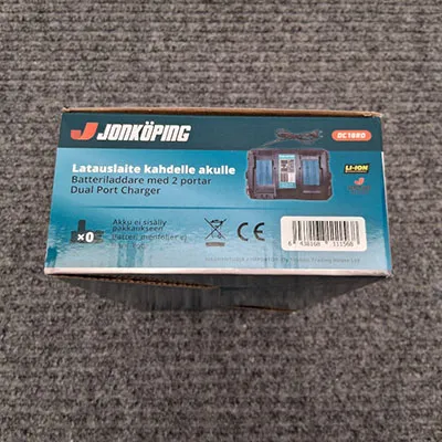 Jonk&ouml;ping - &Icirc;ncărcător de baterii