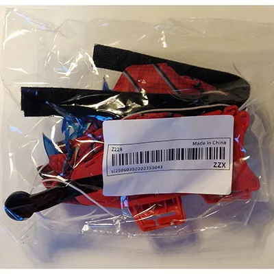 Mănușă cu mecanism de declanșare și săgeți de aspirație. Produs v&acirc;ndut online, &icirc;n special prin intermediul Shein (identificator unic: sl25060350202153043).