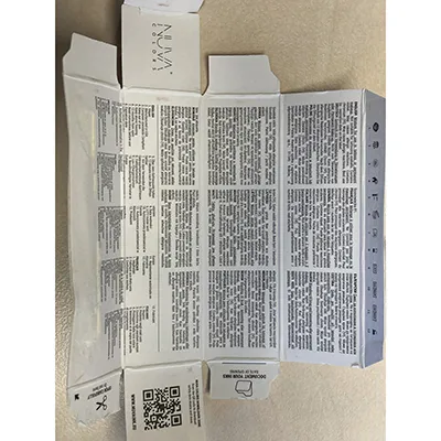 Amestec pentru machiaj permanent într-o sticlă de plastic cu capac negru, 15 ml. Produs vândut online, în special prin intermediul www.kwadron.pl