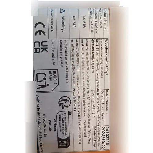 Set de jucării Montessori care conține 6 piese individuale de instrumente muzicale din lemn, inclusiv un aparat de fotografiat, ou, maraca, inele proeminente, zornăitoare din lemn. Produs v&acirc;ndut online, &icirc;n special prin intermediul Shein.