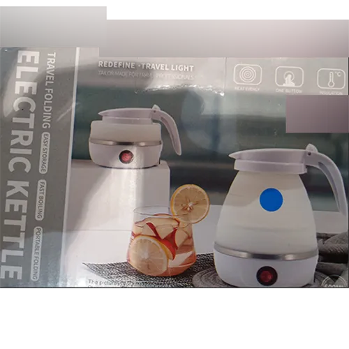 Fierbător electric din plastic siliconic alb și albastru Tensiune 110/220 V, frecvență 50-60 Hz.