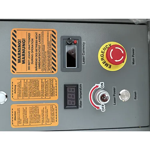 Omtech - Mașină de gravat cu laser