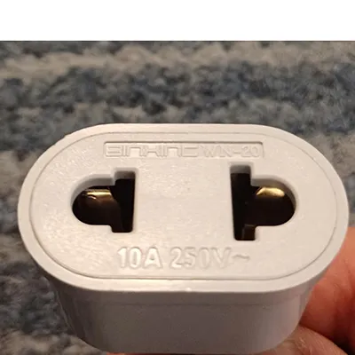 Binxing - Adaptor de călătorie