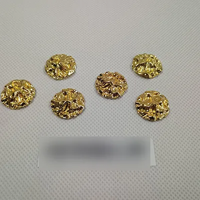 Pandantiv metalic auriu &icirc;n formă de cerc, 22x4,5 mm. Produsul este v&acirc;ndut &icirc;n bucăți. Produs v&acirc;ndut online, &icirc;n special prin intermediul jagam.sk.