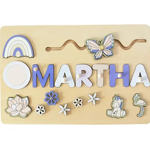 Jucărie de activitate din lemn cu o gamă largă de activități: puzzle (forme și litere), roți pentru rotire și balon cu aer cald pentru alunecare. Produs v&acirc;ndut online, &icirc;n special prin intermediul www.es-jeux-montessori.com.