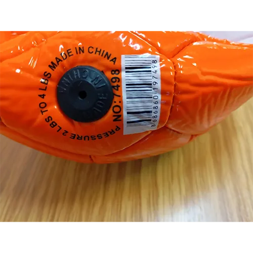 Bilă de plastic, disponibilă în diferite culori, cu supapă de umflare.