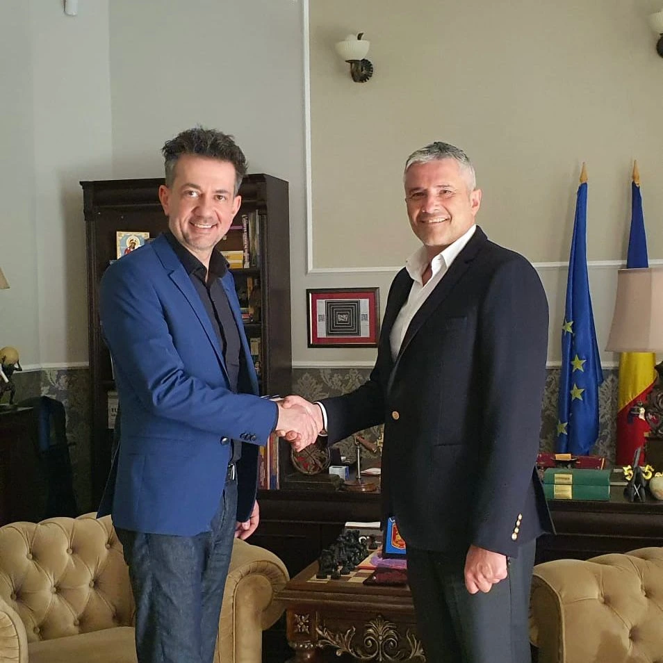 InfoCons Protecția Consumatorilor și Teatrul Naţional de Operetă și Musical &bdquo;Ion Dacian&rdquo; au semnat un Protocol de Colaborare dedicat Protecției Consumatorilor de Artă și Cultură