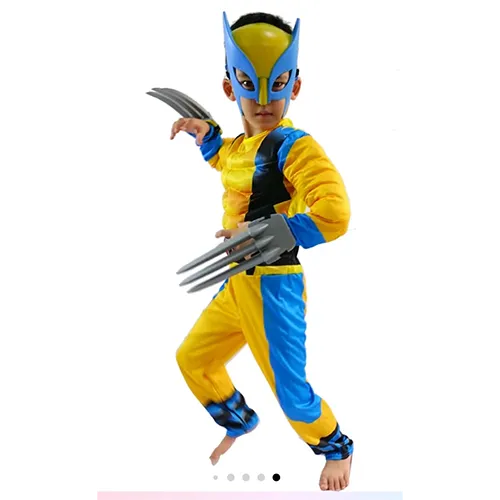 Costum fantezist reprezent&acirc;nd personajul Marvel Wolverine, &icirc;n mărimea S, alcătuit dintr-un costum de corp, a cărui parte superioară este căptușită. V&acirc;ndut cu gheare de plastic și o mască de plastic.