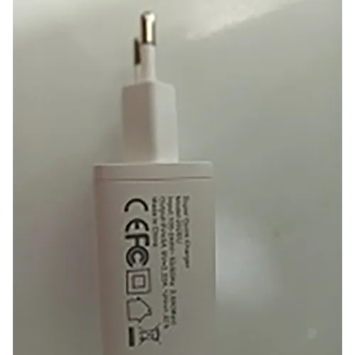 ZUZG - &Icirc;ncărcător USB