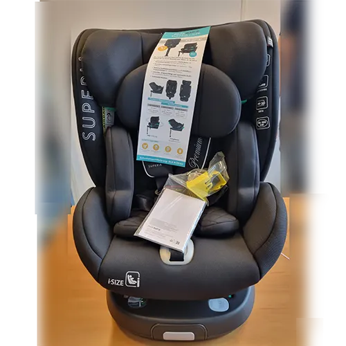 Sistem de reținere pentru copii orientat cu fața la direcția de mers/scaun de reținere pentru copii orientat cu spatele la direcția de mers, utilizând o centură în trei puncte (pentru adulți) cu o dimensiune cuprinsă între 40 și 150 cm și o masă maximă admisă de <18kg.