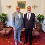 Domnul Sorin Mierlea , Președintele InfoCons Protecția Consumatorilor, a participat la o întâlnire de lucru cu domnul Valentin-Sorin Costreie, Consilier Prezidențial în cadrul Departamentului Educație și Cercetare al Administrației Prezidențiale