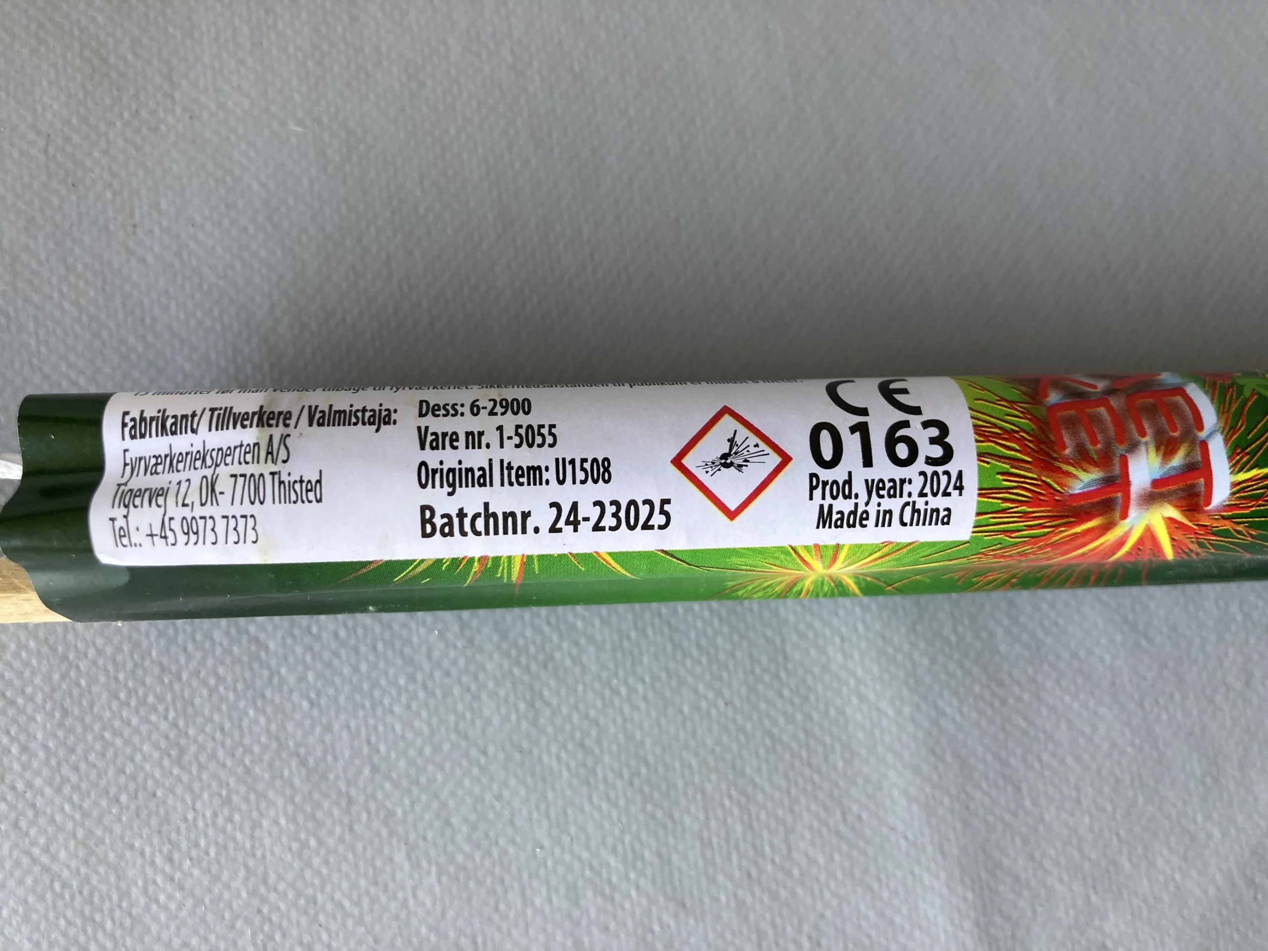 Focuri de artificii, rachetă verde.