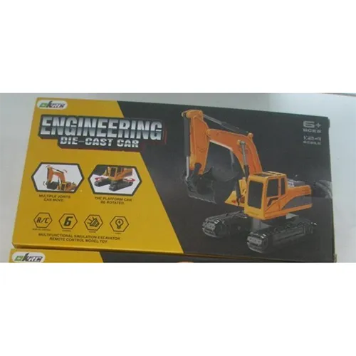 Excavator galben și negru controlat de la distanță cu un controler radio.