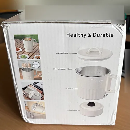 Fierbător de camping pliabil, de culoare neagră, 100 ml – 600 W 304. Fabricat din oțel inoxidabil, prezentat ca un design fără BPA – cu pereți dubli, cu control automat al temperaturii și funcție de fierbere continuă.