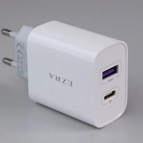 EZRA - Încărcător USB