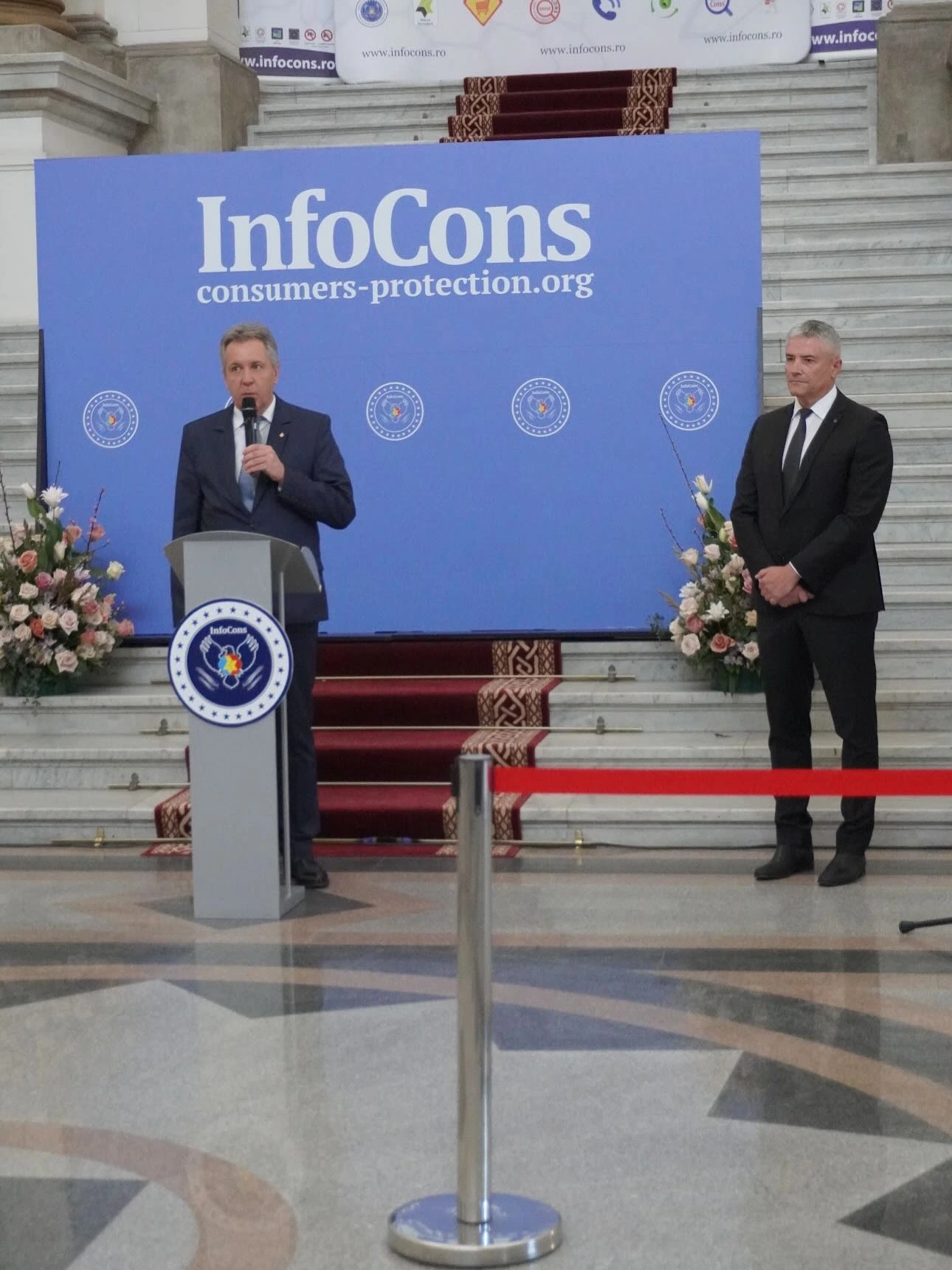 Domnul Cristian Roșu , Consilier de Stat &icirc;n cadrul Administrației Prezidențiale , prezent la vernisajul expoziție &rdquo; OMUL Constantin Brancuși &rdquo;