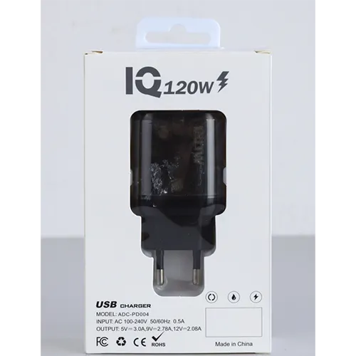 Încărcător de perete din plastic negru cu un port de ieșire USB Type-A.